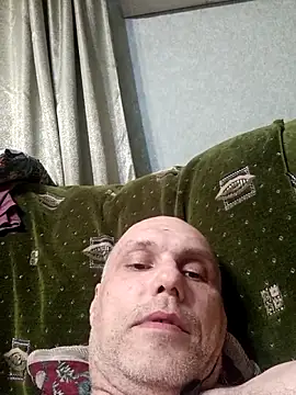 Pineapple04 online show from March 11, 2026, 4:56 pm