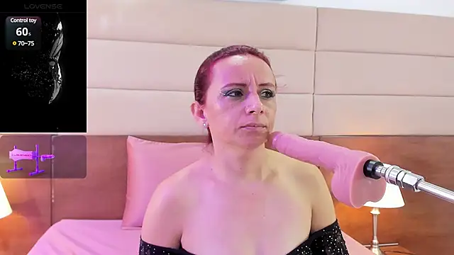 Snapshot of Issys_milf chatting on March 20, 2025, 9:04 am Issys milf online show from March 20, 2025, 9:04 am