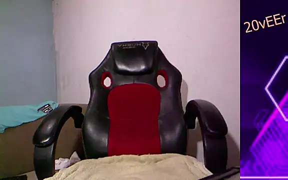 Snapshot of 20vEEr chatting on March 16, 2025, 12:56 am 20vEEr online show from March 16, 2025, 12:56 am