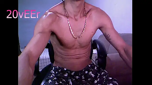 Snapshot of 20vEEr chatting on October 22, 2025, 10:08 pm 20vEEr online show from October 22, 2025, 10:08 pm