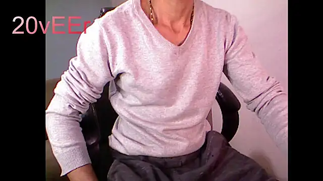 Snapshot of 20vEEr chatting on September 17, 2025, 7:38 pm 20vEEr online show from September 17, 2025, 7:38 pm