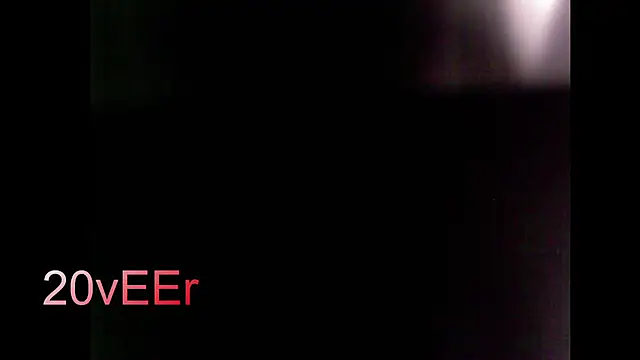 Snapshot of 20vEEr chatting on September 11, 2025, 10:43 pm 20vEEr online show from September 11, 2025, 10:43 pm