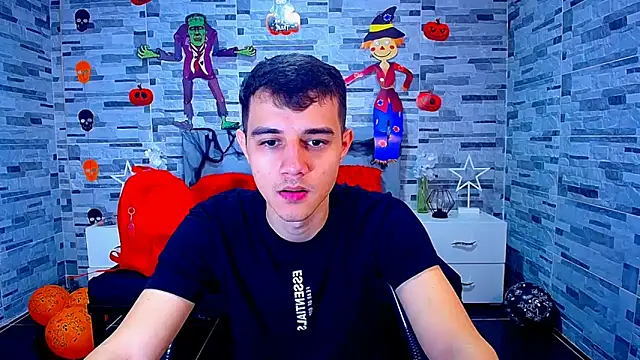 Snapshot of ADAM_HOT chatting on October 20, 2025, 11:49 pm ADAM HOT online show from October 20, 2025, 11:49 pm