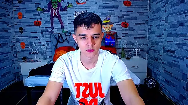 Snapshot of ADAM_HOT chatting on October 11, 2025, 10:11 pm ADAM HOT online show from October 11, 2025, 10:11 pm