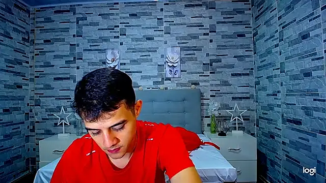 Snapshot of ADAM_HOT chatting on September 29, 2025, 9:53 pm ADAM HOT online show from September 29, 2025, 9:53 pm