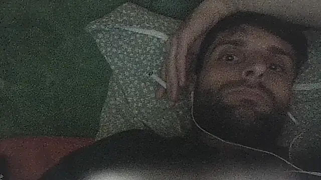 Xtremem00d online show from December 22, 2025, 10:10 pm