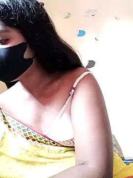 Lina-Rose online show from September 10, 2025, 1:15 am