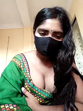 Lina-Rose online show from September 30, 2025, 1:33 am