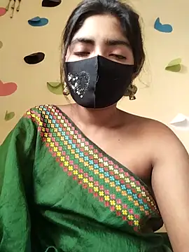 Lina-Rose online show from March 18, 2025, 1:35 am