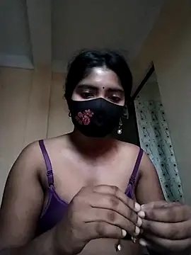 Lina-Rose online show from September 25, 2025, 12:38 am