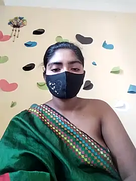 Lina-Rose online show from March 19, 2025, 10:44 am