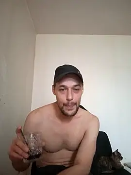 Snapshot of kx93 chatting on October 28, 2025, 10:14 am kx93 online show from October 28, 2025, 10:14 am