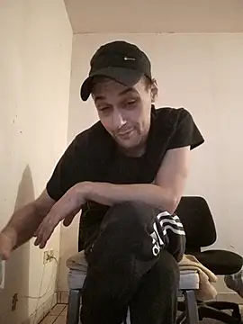 Snapshot of kx93 chatting on October 10, 2025, 7:25 pm kx93 online show from October 10, 2025, 7:25 pm