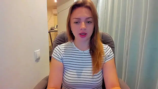 Snapshot of realfairy chatting on November 2, 2025, 8:58 pm realfairy online show from November 2, 2025, 8:58 pm