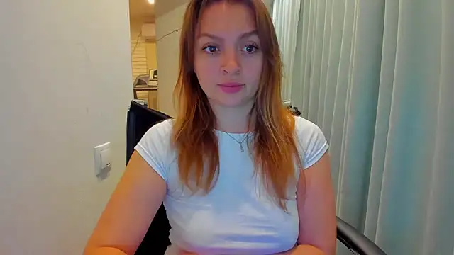 Snapshot of realfairy chatting on October 17, 2025, 7:37 pm realfairy online show from October 17, 2025, 7:37 pm