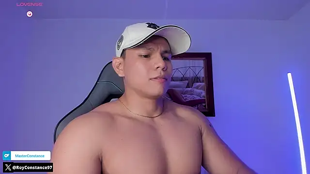 Snapshot of RoyConstance chatting on September 19, 2025, 4:27 am RoyConstance online show from September 19, 2025, 4:27 am