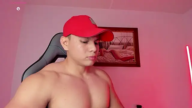 Snapshot of RoyConstance chatting on January 17, 2026, 3:10 am RoyConstance online show from January 17, 2026, 3:10 am