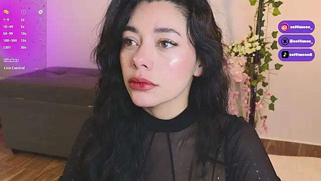 Snapshot of Soffimoon_ chatting on September 30, 2025, 2:39 am Soffimoon  online show from September 30, 2025, 2:39 am