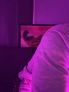 Snapshot of shomeagudtyme chatting on December 28, 2024, 12:47 am shomeagudtyme online show from December 28, 2024, 12:47 am