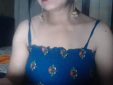 LustyShreya online show from October 23, 2025, 5:06 am