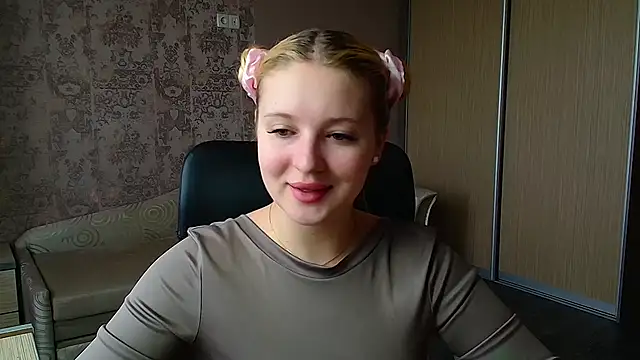 Milka kiss  online show from May 11, 2026, 9:54 am