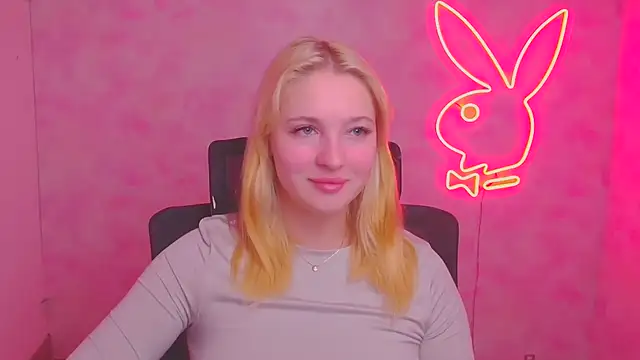 Milka kiss  online show from October 8, 2025, 5:42 am