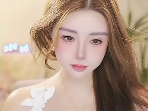Qiaoqiao  online show from June 28, 2026, 6:14 pm