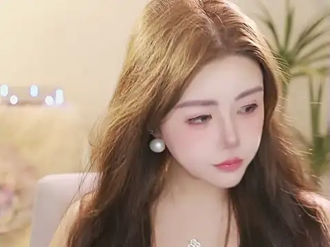 Qiaoqiao  online show from June 19, 2026, 3:40 pm
