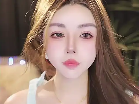 Qiaoqiao  online show from July 24, 2026, 4:14 pm
