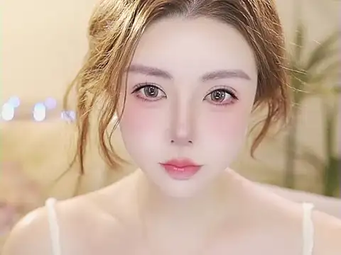 Qiaoqiao  online show from June 30, 2026, 4:18 pm