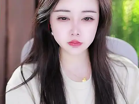 Qiaoqiao  online show from February 4, 2025, 4:39 pm