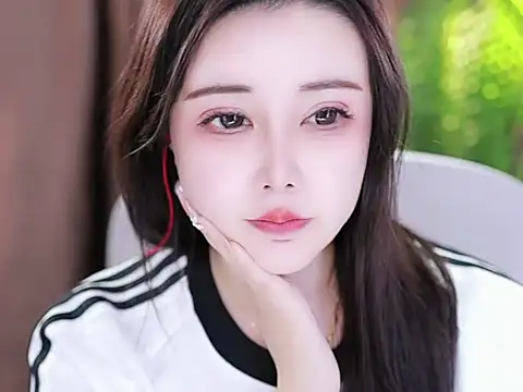 Qiaoqiao  online show from February 7, 2025, 10:08 am