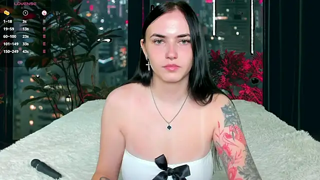 Snapshot of Witch_Lady chatting on September 10, 2025, 6:23 am Witch Lady online show from September 10, 2025, 6:23 am