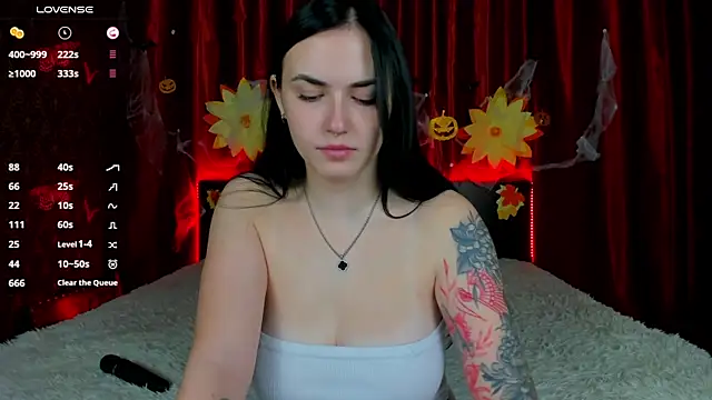 Snapshot of Witch_Lady chatting on November 1, 2025, 7:24 am Witch Lady online show from November 1, 2025, 7:24 am