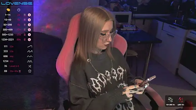 Snapshot of yngmilf chatting on February 1, 2025, 10:23 pm yngmilf online show from February 1, 2025, 10:23 pm