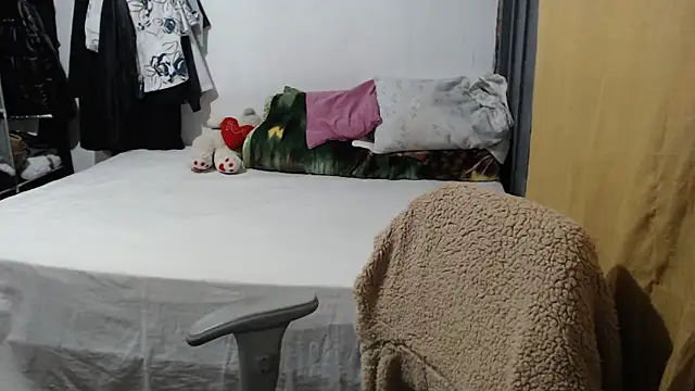 Snapshot of rainhavenus2024 chatting on September 22, 2025, 3:40 pm rainhavenus2024 online show from September 22, 2025, 3:40 pm