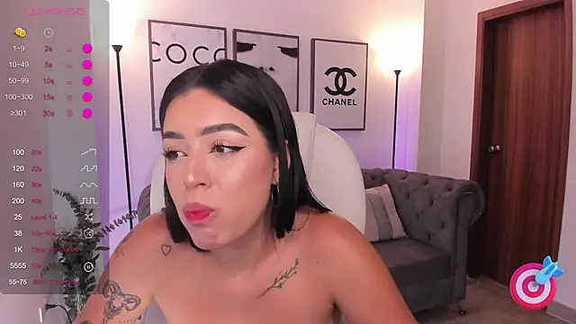 zoee jackson online show from March 1, 2025, 9:48 pm