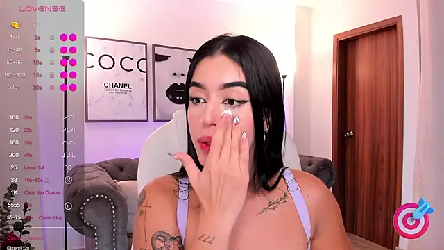 zoee jackson online show from February 22, 2025, 11:03 pm