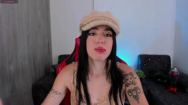 zoee jackson online show from March 29, 2026, 7:37 pm