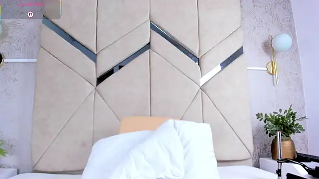 Snapshot of LilitRobins chatting on September 26, 2025, 10:16 pm LilitRobins online show from September 26, 2025, 10:16 pm