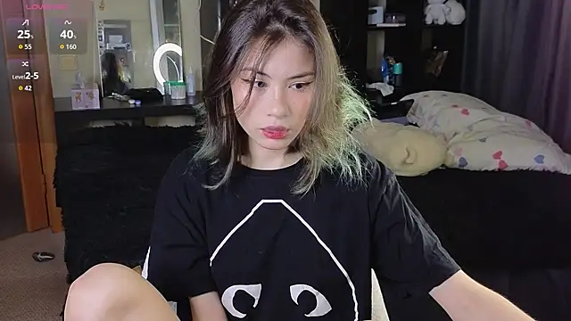 alicekiit online show from October 5, 2025, 9:55 am