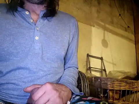 stavroun online show from October 31, 2025, 2:30 am