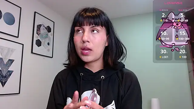 Snapshot of amy_adams1 chatting on October 10, 2025, 4:24 am amy adams1 online show from October 10, 2025, 4:24 am