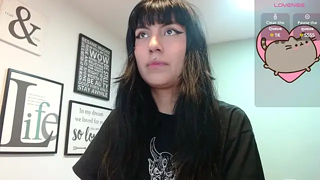 Snapshot of amy_adams1 chatting on March 5, 2025, 4:56 am amy adams1 online show from March 5, 2025, 4:56 am