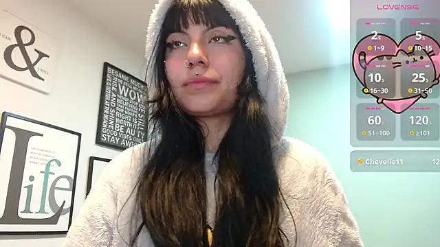 Snapshot of amy_adams1 chatting on February 25, 2025, 8:36 am amy adams1 online show from February 25, 2025, 8:36 am