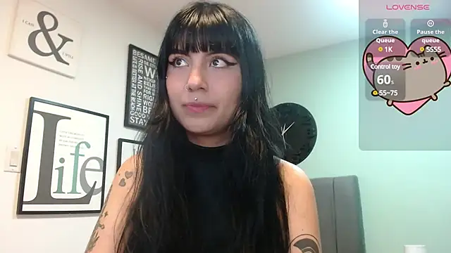 Snapshot of amy_adams1 chatting on March 7, 2025, 5:08 am amy adams1 online show from March 7, 2025, 5:08 am