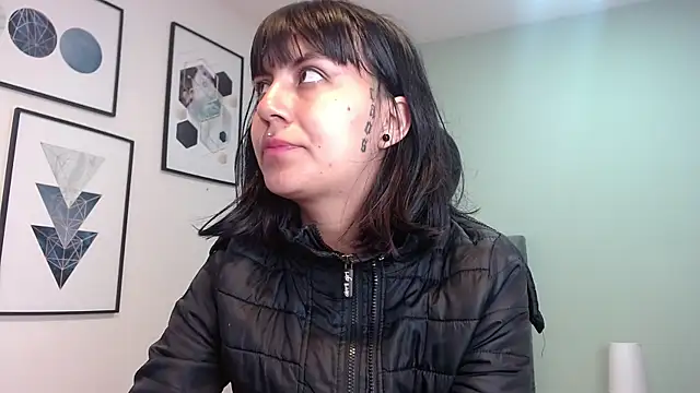 Snapshot of amy_adams1 chatting on October 3, 2025, 4:36 am amy adams1 online show from October 3, 2025, 4:36 am