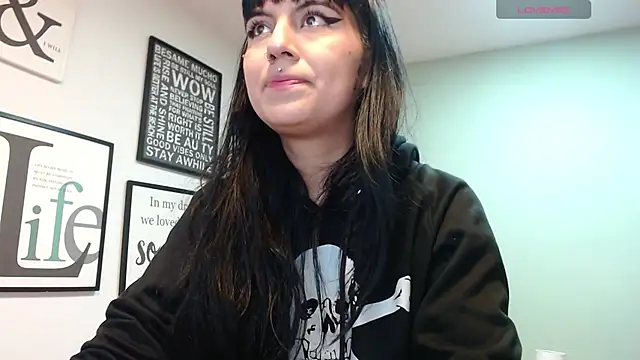 Snapshot of amy_adams1 chatting on March 18, 2025, 4:51 am amy adams1 online show from March 18, 2025, 4:51 am