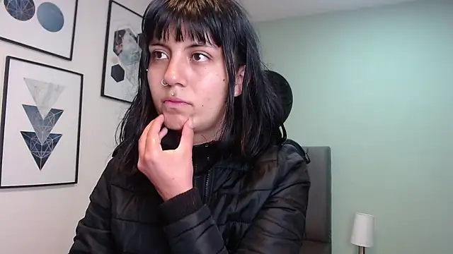 Snapshot of amy_adams1 chatting on October 22, 2025, 4:56 am amy adams1 online show from October 22, 2025, 4:56 am