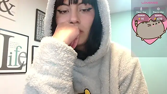 Snapshot of amy_adams1 chatting on March 11, 2025, 8:30 am amy adams1 online show from March 11, 2025, 8:30 am